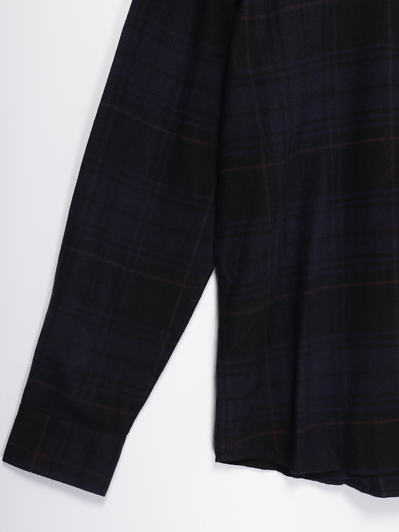 Рубашка H&M модель 0404551_чорний комб. Фото