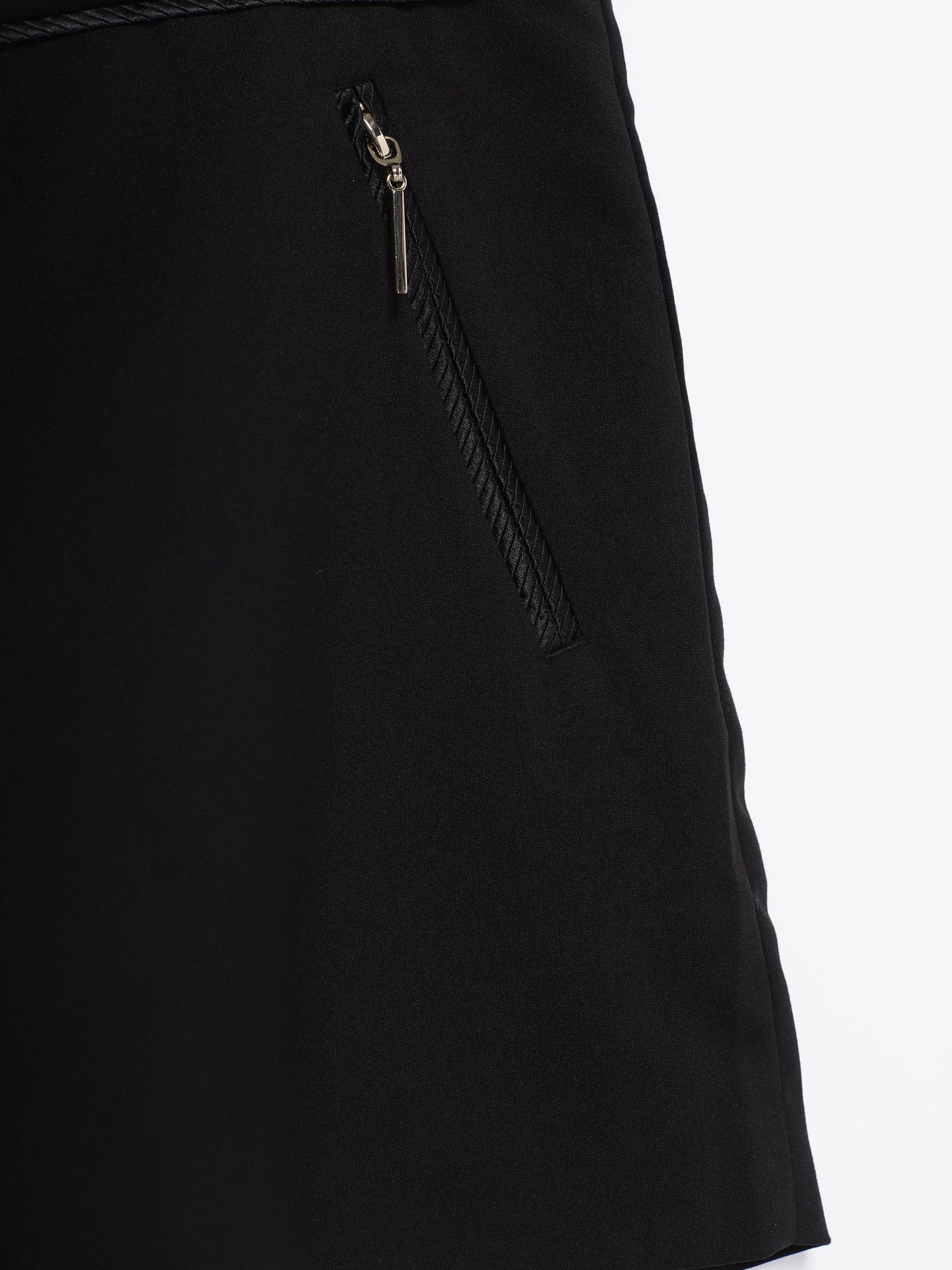 Шорты H&M модель 0405161_чорний Фото