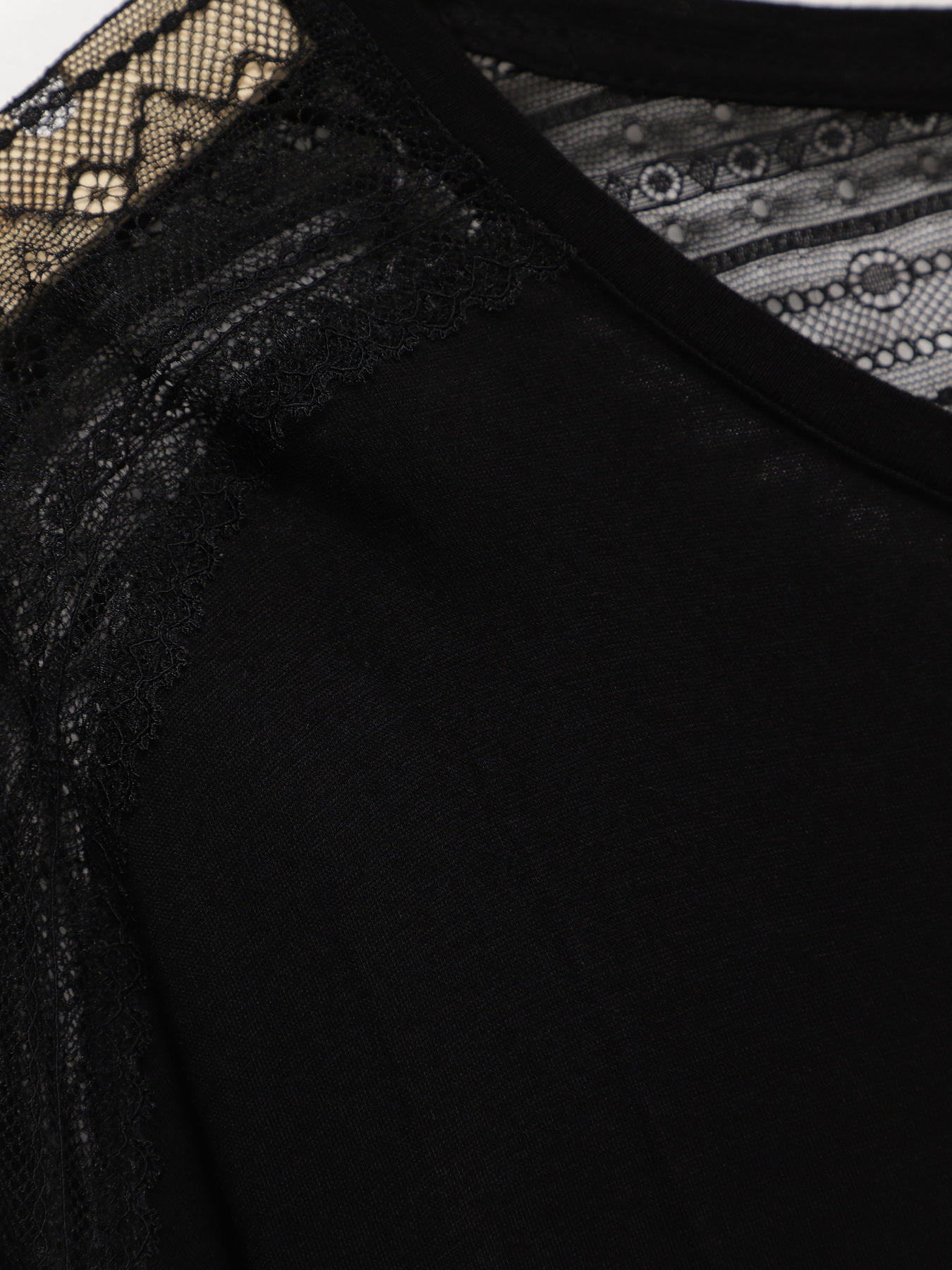 Лонгслив H&M модель 0413101_чорний Фото