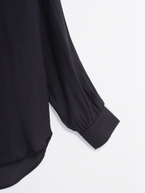 Блуза H&M модель 0420029_т.синій Фото