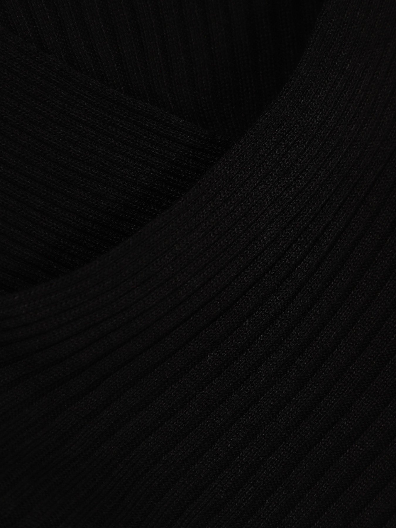 Лонгслив H&M модель 0425791_чорний Лонгслив H&M модель 0425791_чорний Фото