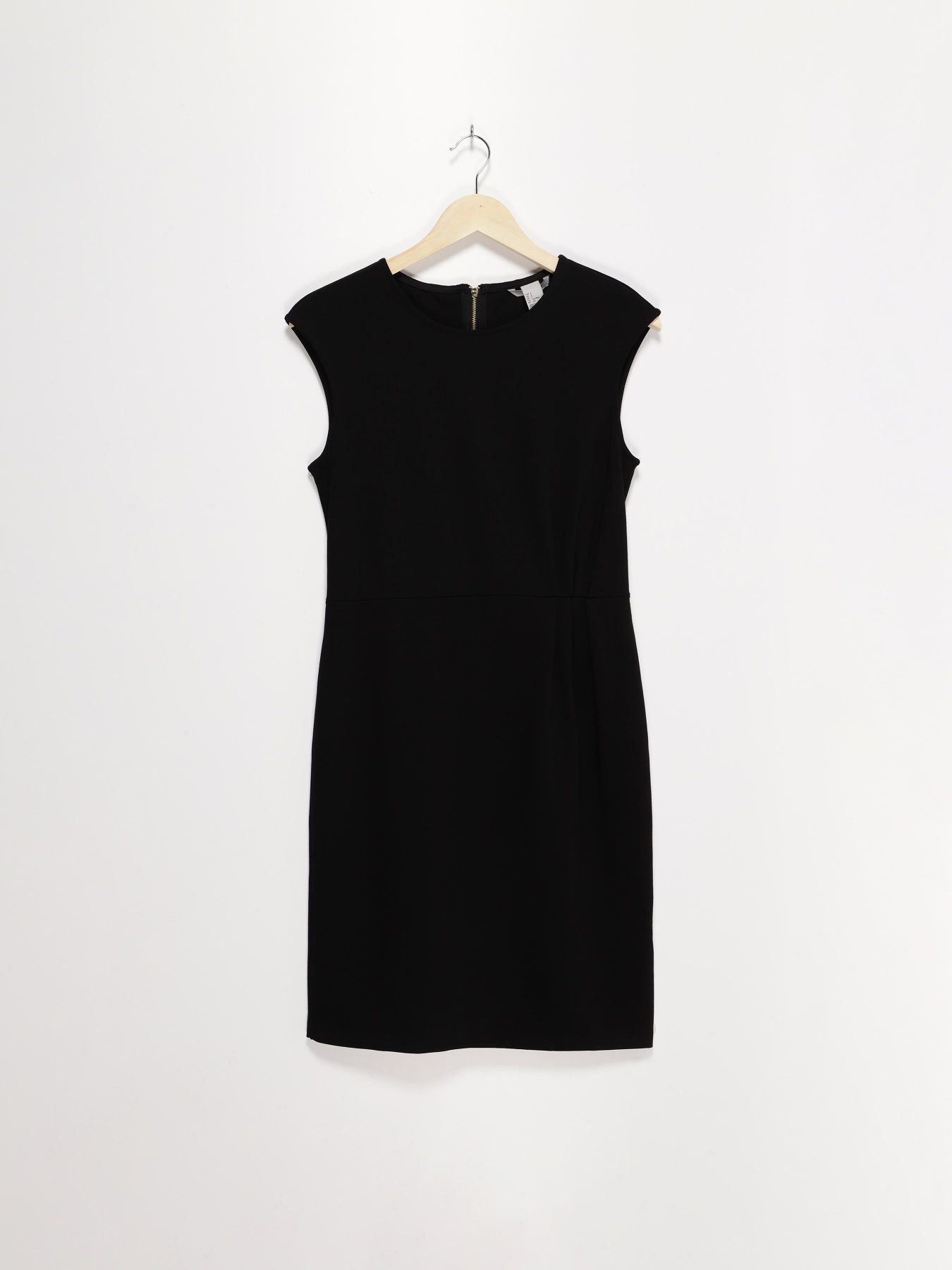 Платье мини H&M модель 0439850_чорний Фото