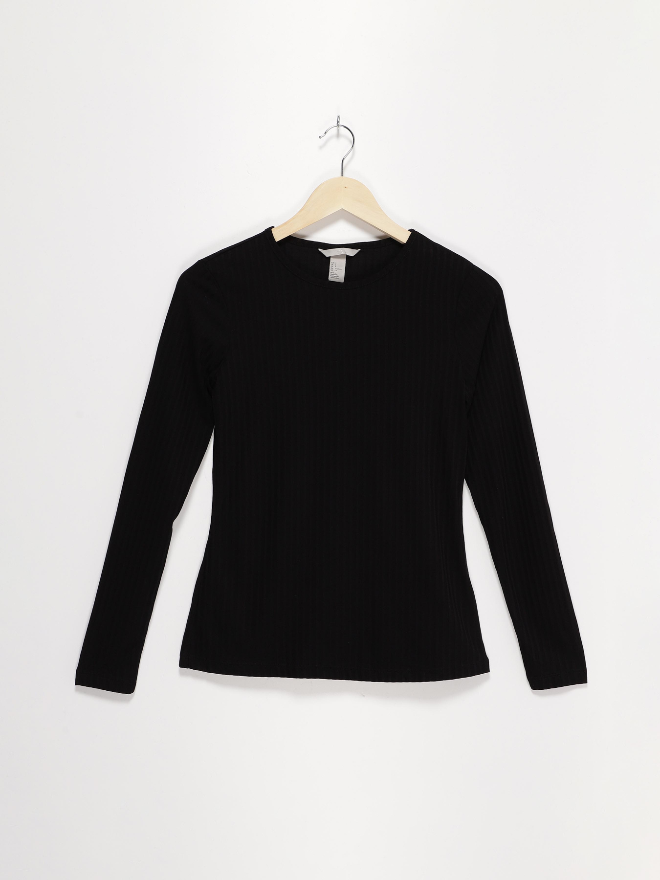 Лонгслів H&M модель 0444010_чорний Фото