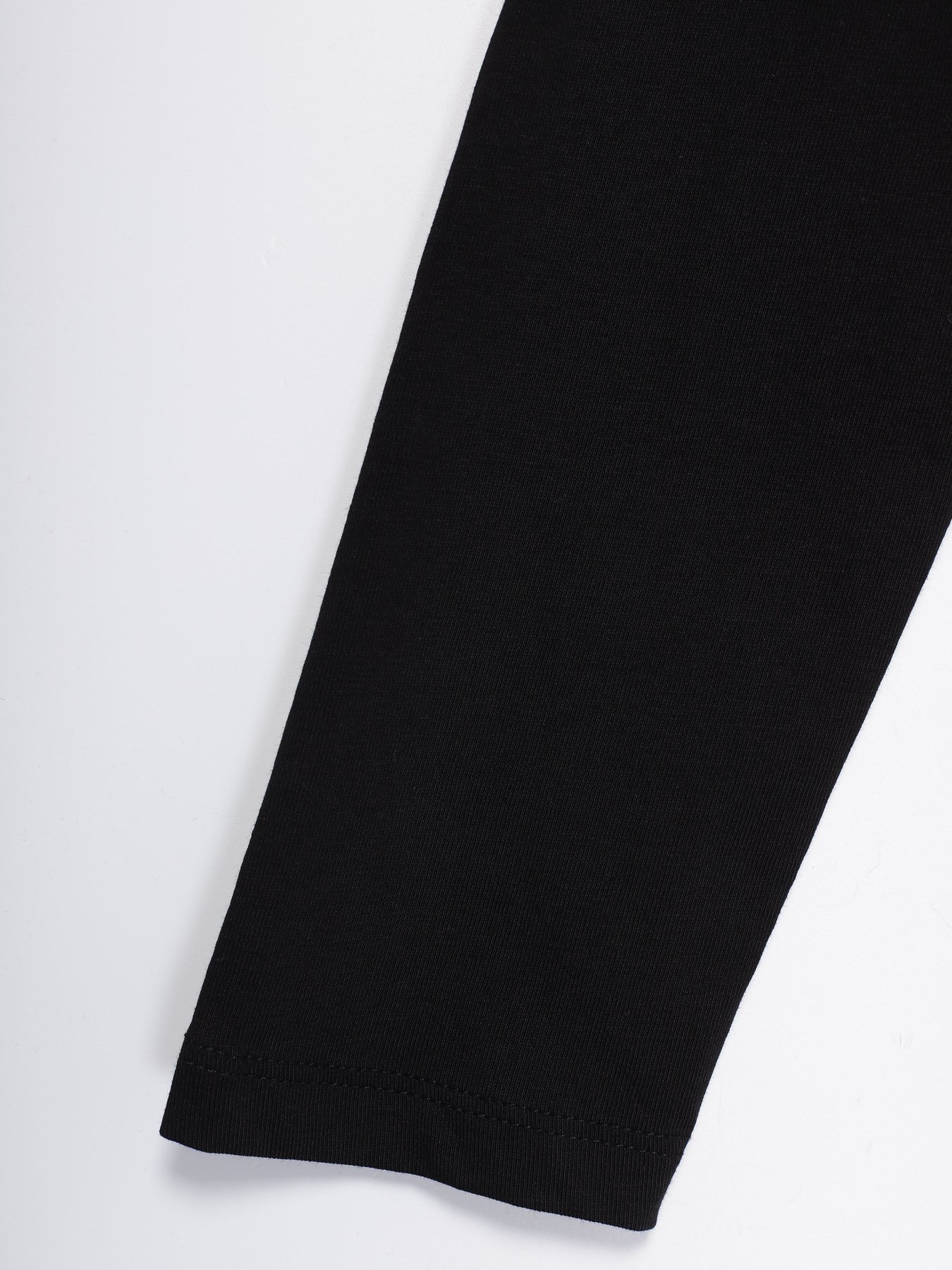 Лонгслив H&M модель 0561343_чорний Фото