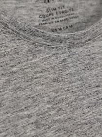 Футболка H&M модель 0570002_сірий Фото