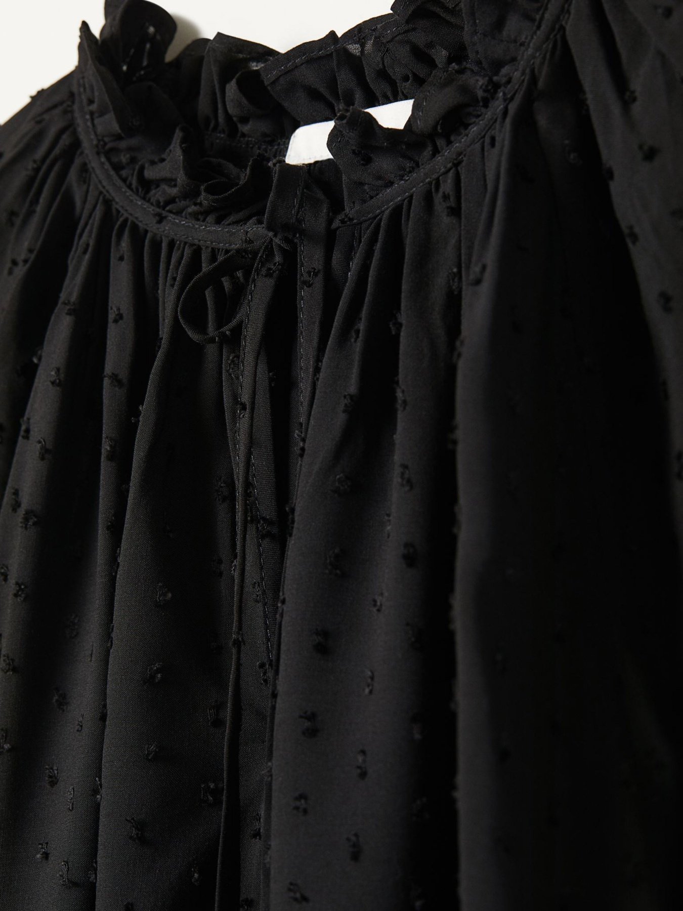 Блуза H&M модель 0667491_чорний Блуза H&M модель 0667491_чорний Фото