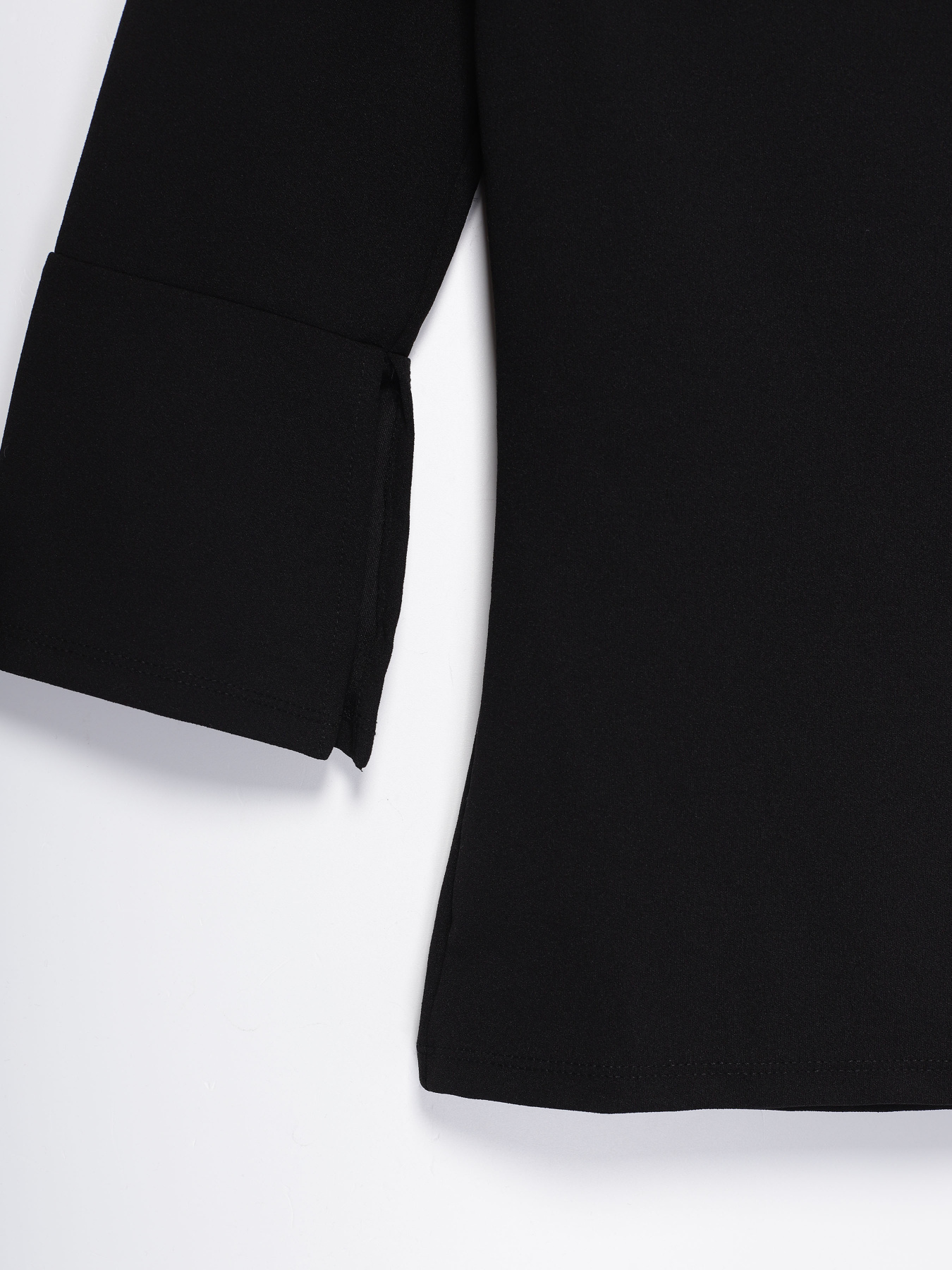 Лонгслив H&M модель 0593274_чорний Фото