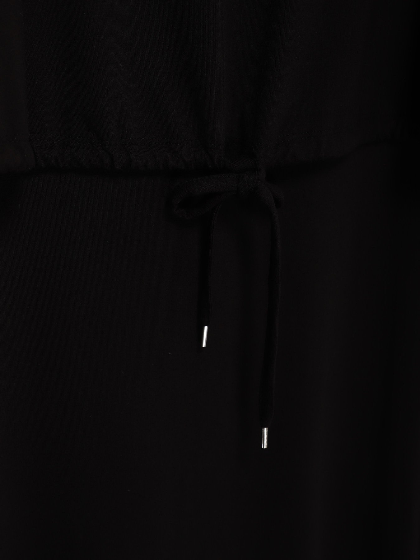 Платье мини H&M модель 0595402_чорний Фото