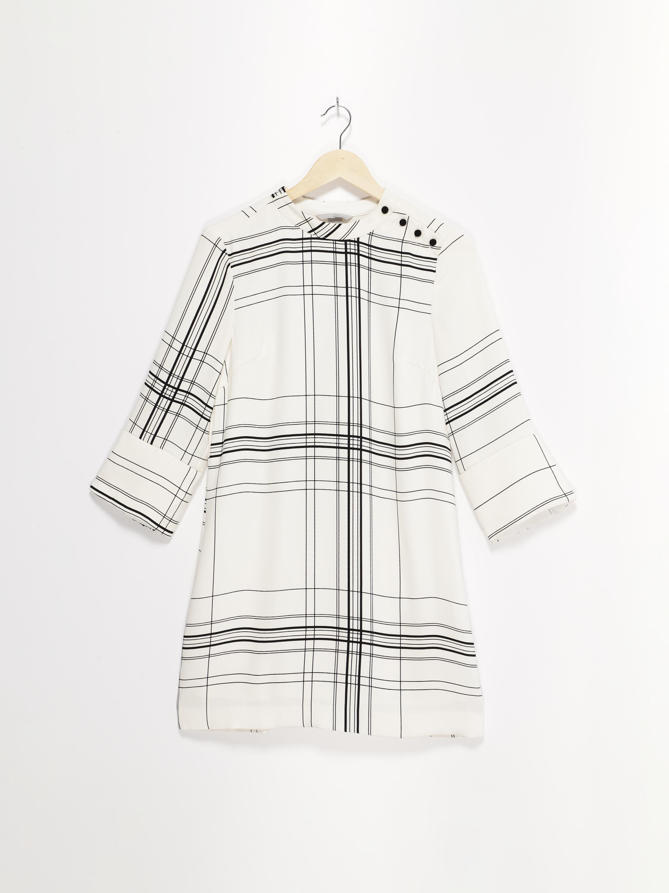 Платье мини H&M модель 0625773_білий комб. Фото