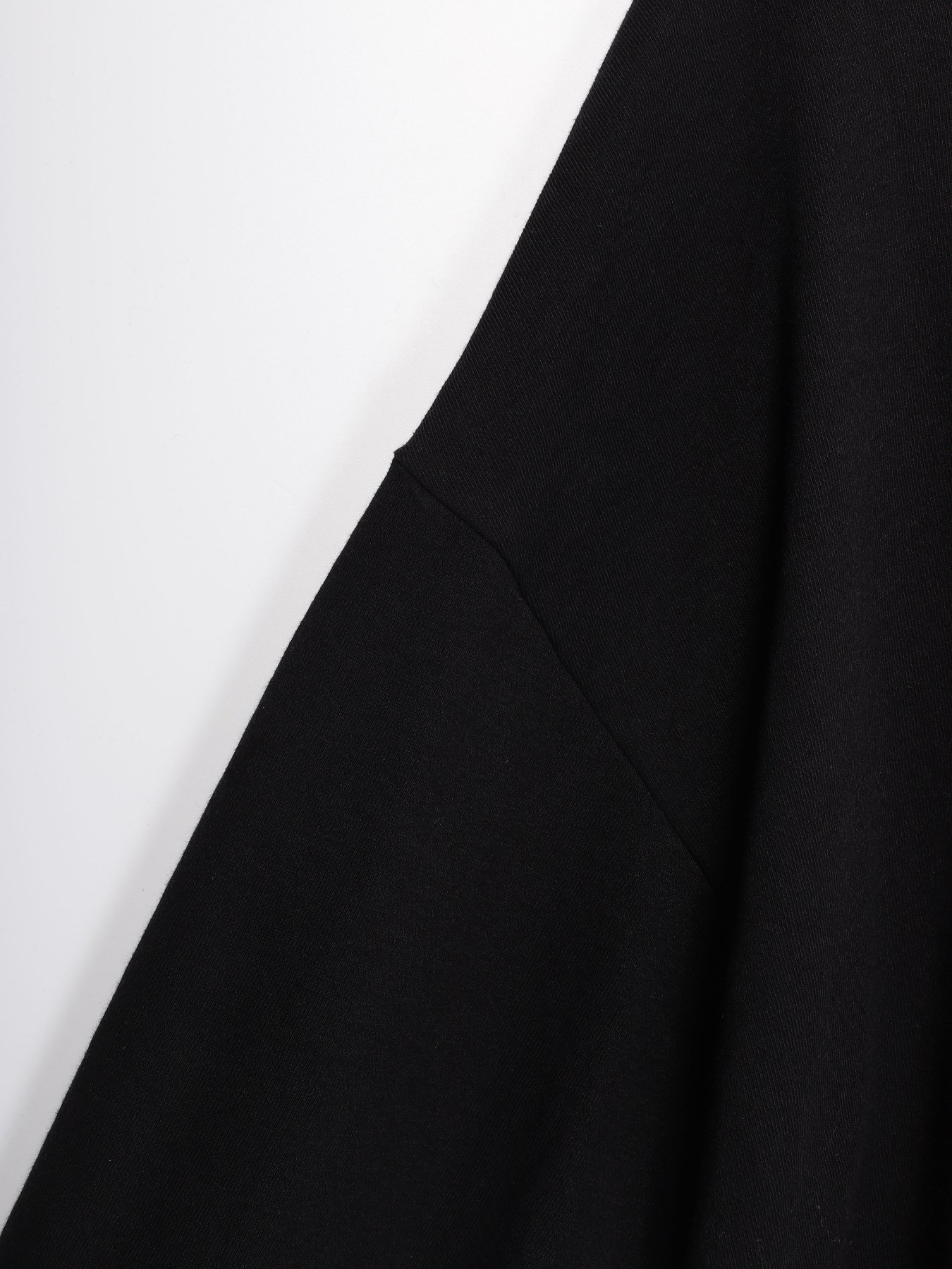 Лонгслив H&M модель 0625927_чорний Фото