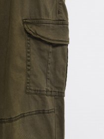 Штани повсякденні H&M модель 0646286_зелений Фото