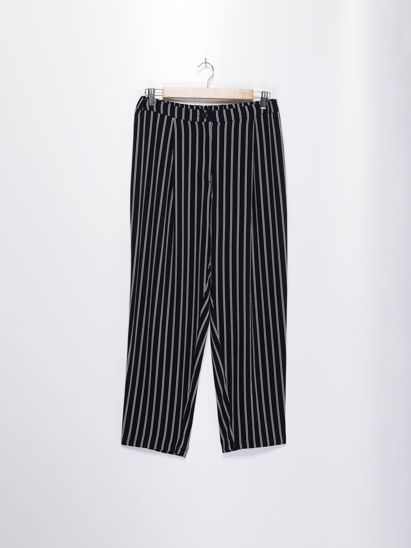 Повсякденні штани H&M модель 0660308_т.синій з білим Фото