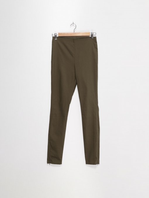 Повседневные штаны H&M модель 0660618_хакі Фото