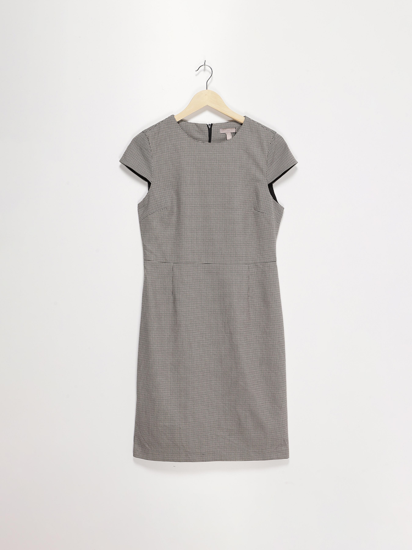 Платье мини H&M модель 0810591_комб. Фото