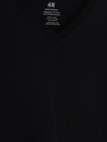 Футболка H&M модель 04039901_чорний Фото