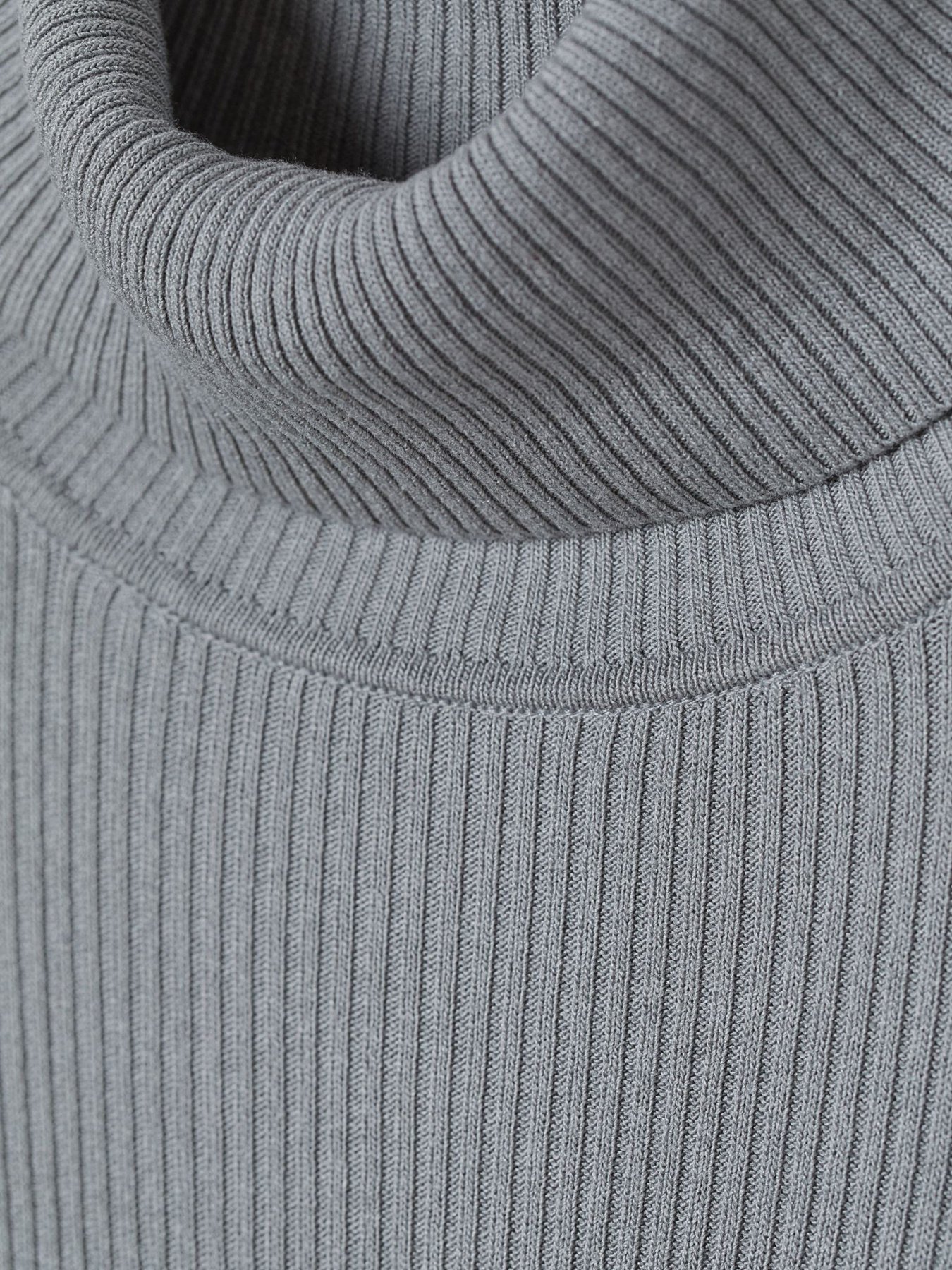 Водолазка H&M модель 0779324_сірий Фото