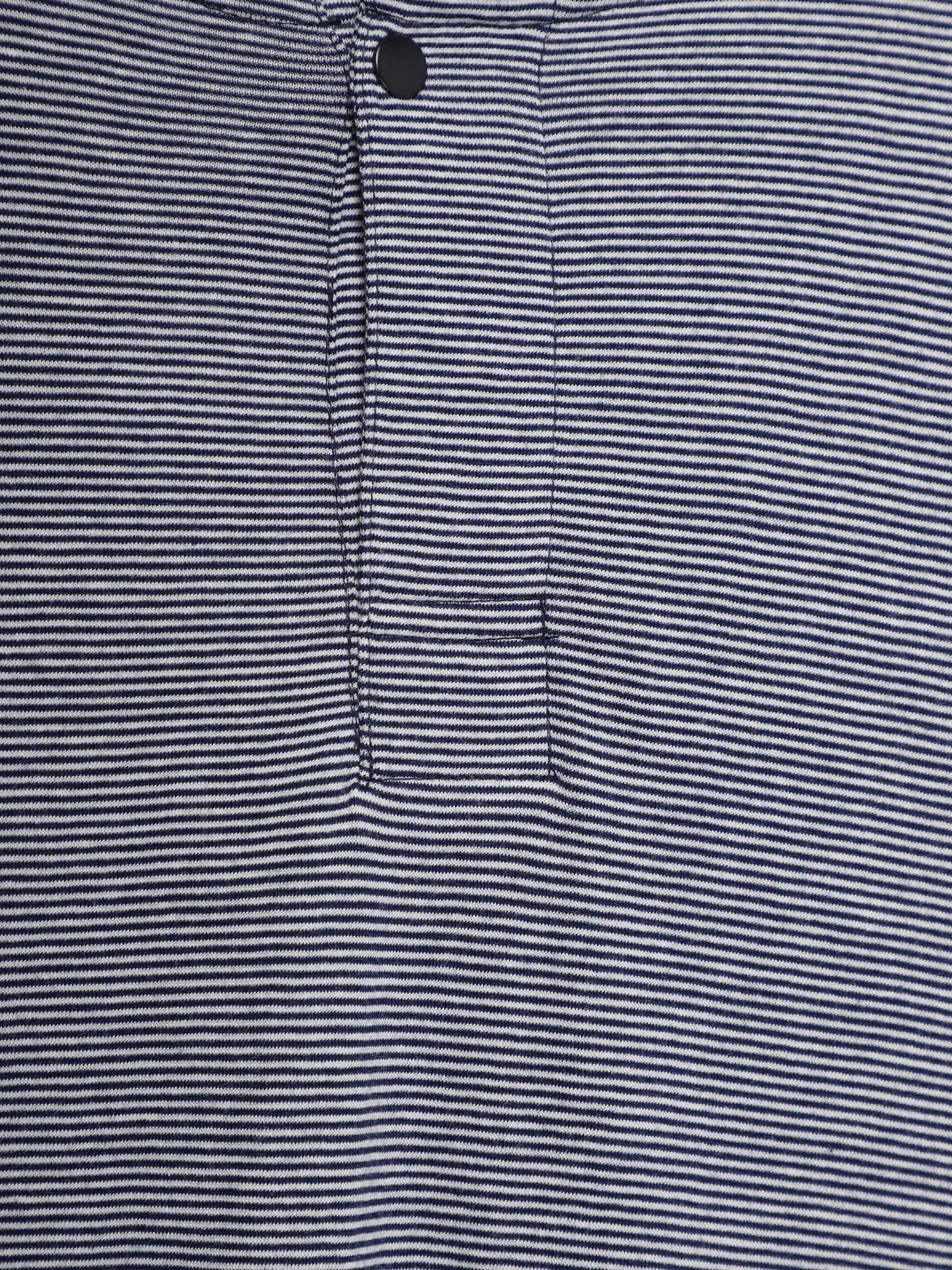 Футболка H&M модель 0469035_т.синій з білим Фото