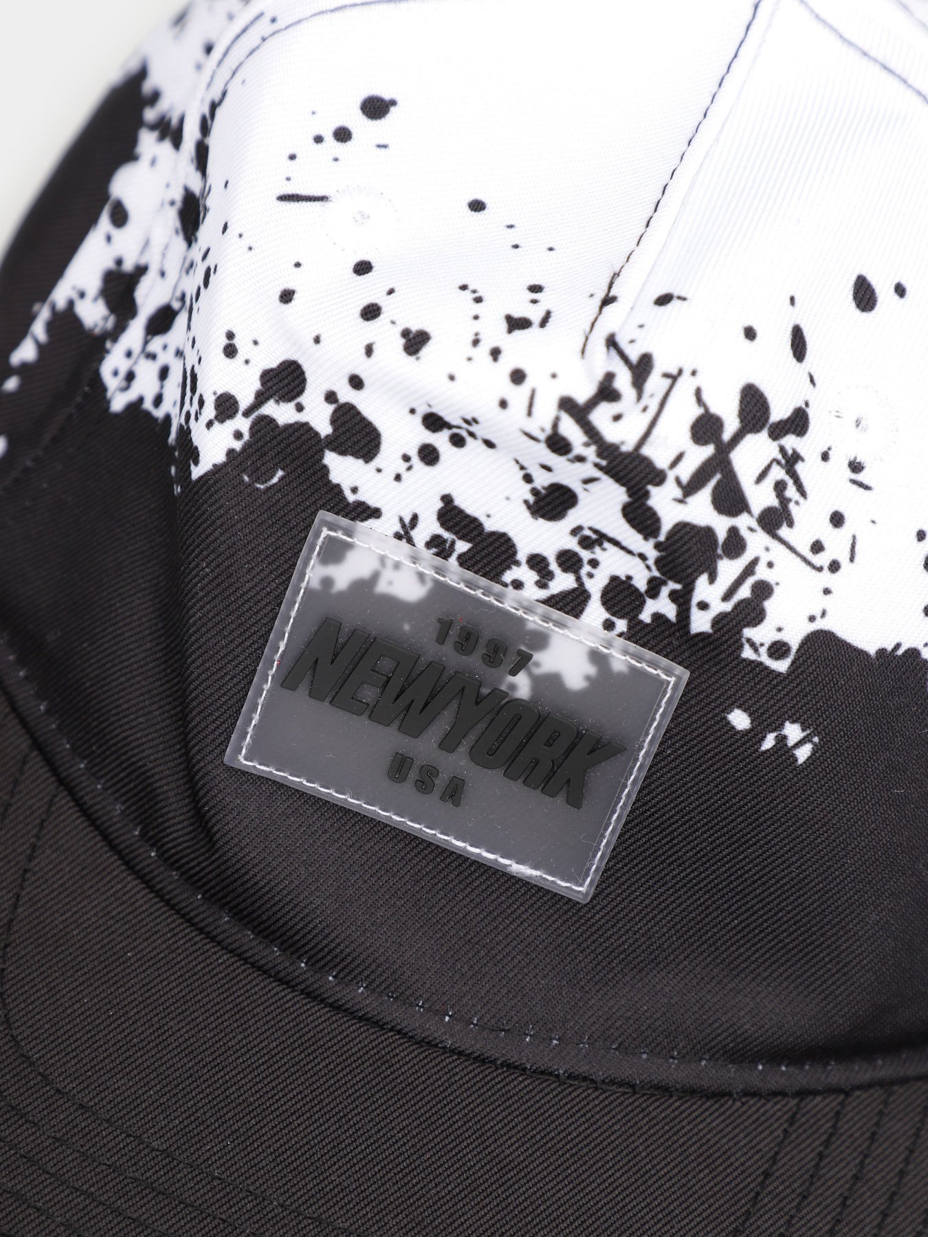 Кепка H&M модель 0694739_чорний з білим Фото