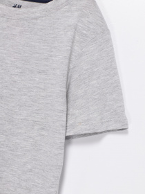 Футболка H&M модель 0544290_сірий Фото