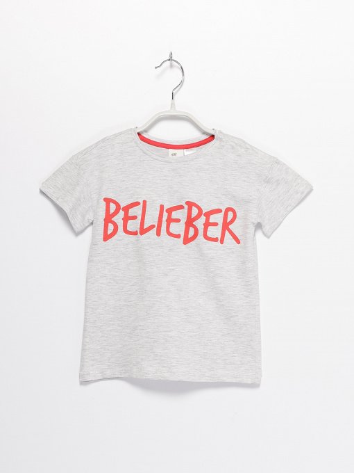 Футболка H&M модель 0576568_сірий з червоним Фото