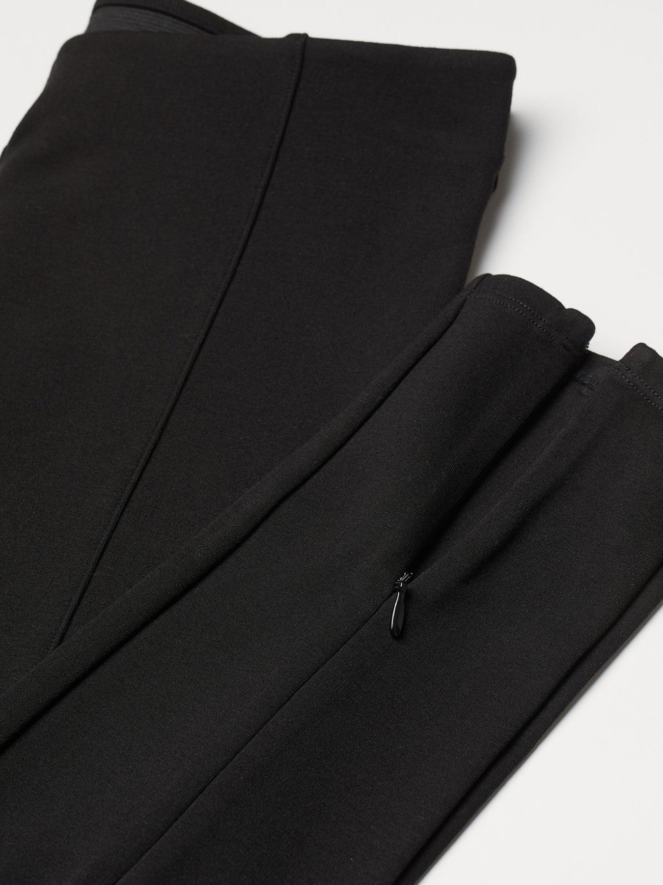 Леггинсы H&M модель 0945619_чорний Фото