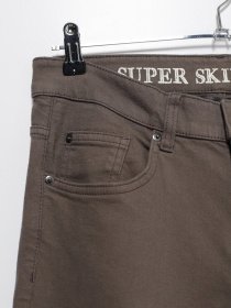 Брюки повседневные H&M модель 0125707_оливковий Фото