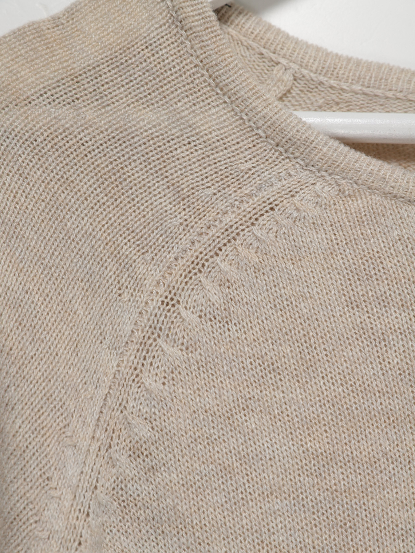 Джемпер H&M модель 0311306_с.бежевий Фото