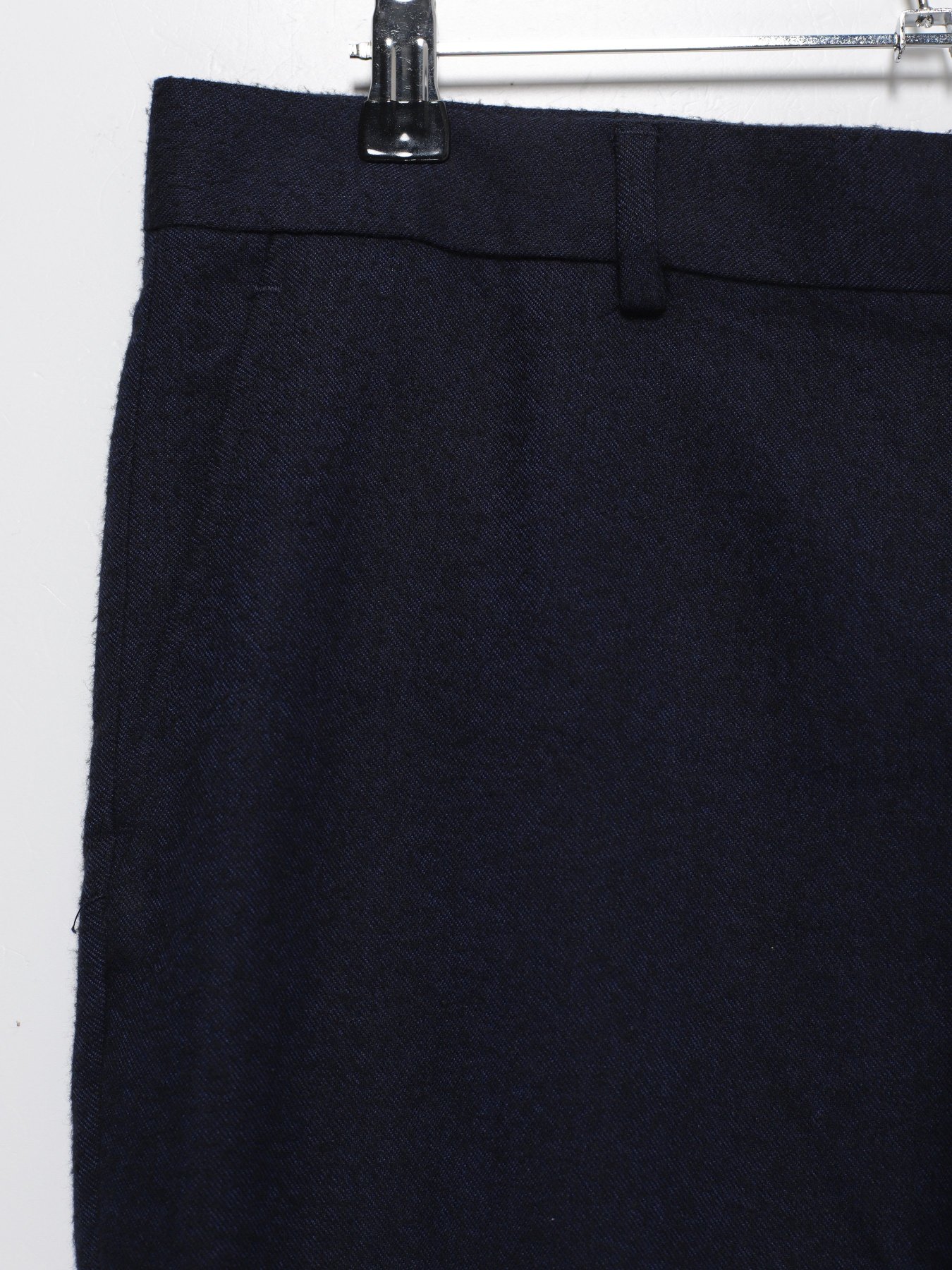 Брюки повседневные H&M модель 0386264_т.синій Фото