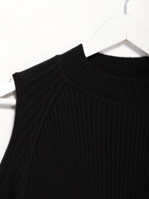 Джемпер H&M модель 0411850_чорний Фото