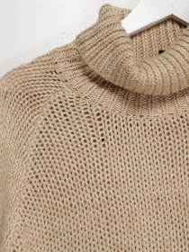 Свитер H&M модель 0419448_бежевий Фото