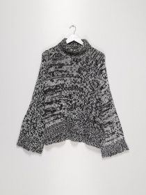 Свитер H&M модель 0419448_чорний з білим Фото