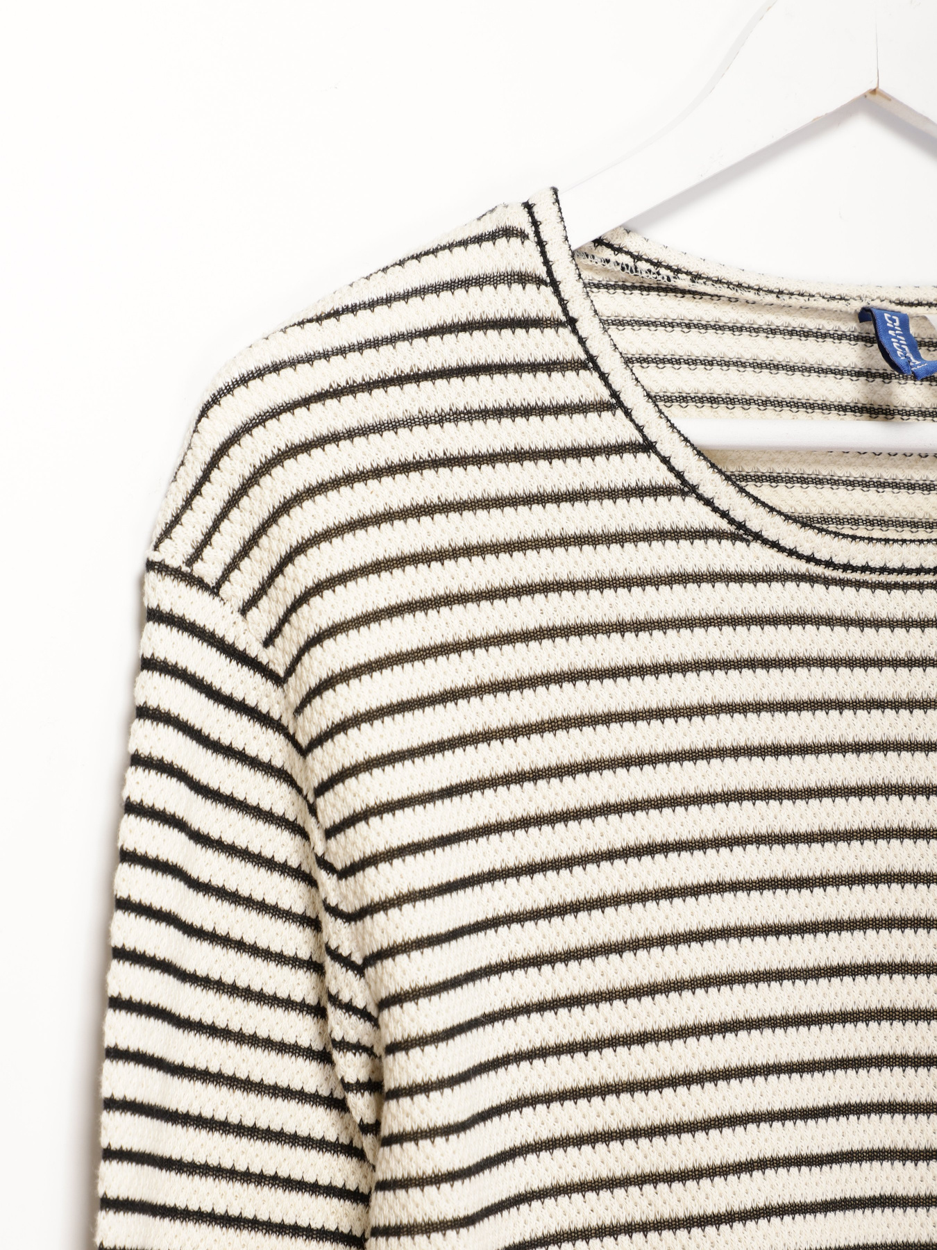 Джемпер H&M модель 0461886_кремовий з чорним Джемпер H&M модель 0461886_кремовий з чорним Фото