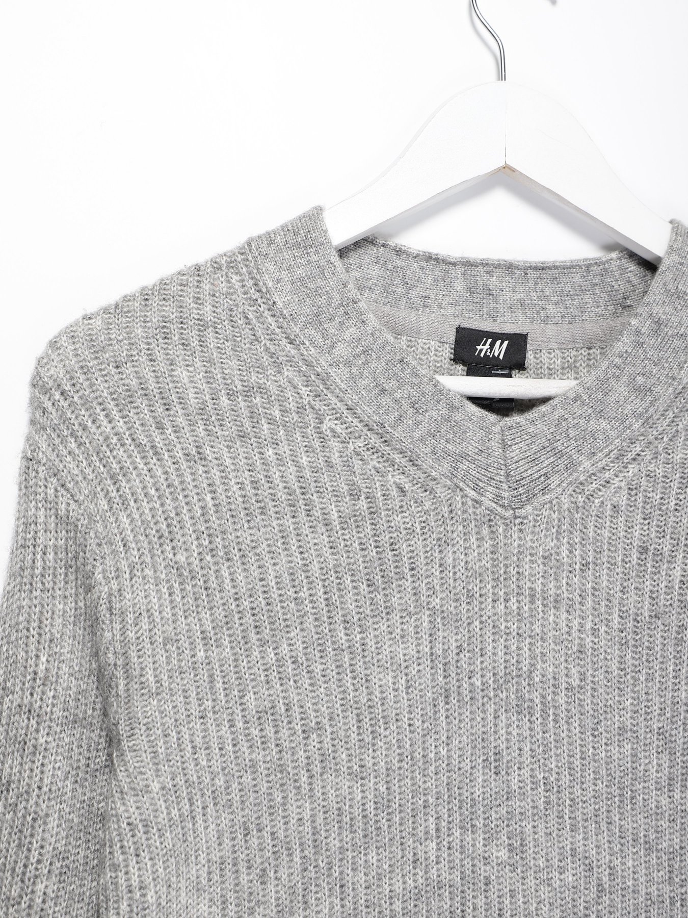 Джемпер H&M модель 0498029_сірий Фото