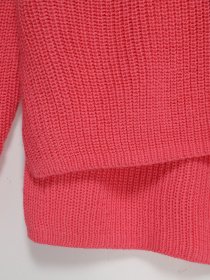 Джемпер H&M модель 0568864_рожевий Фото