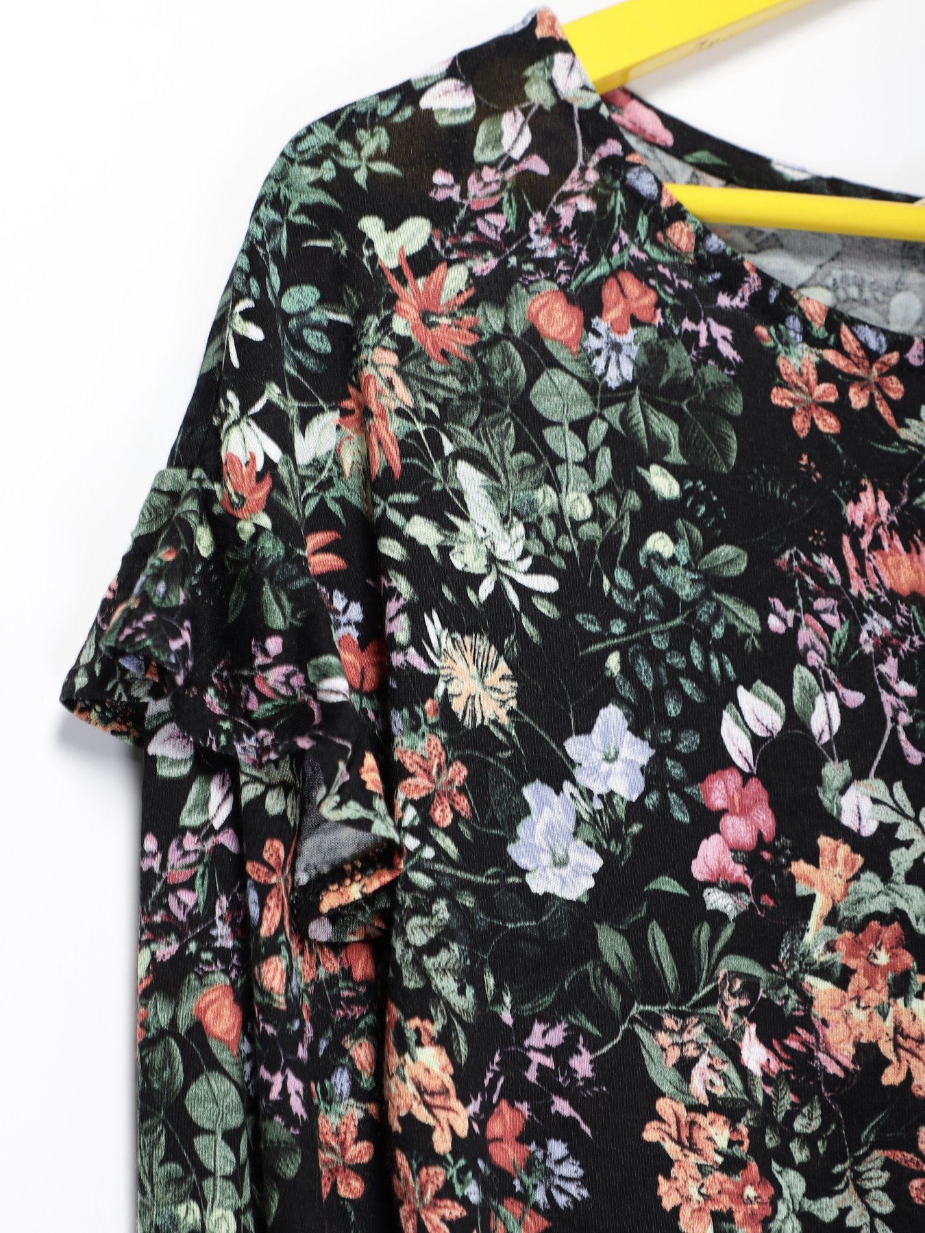 Лонгслив H&M модель 0597059_чорний комб. Фото