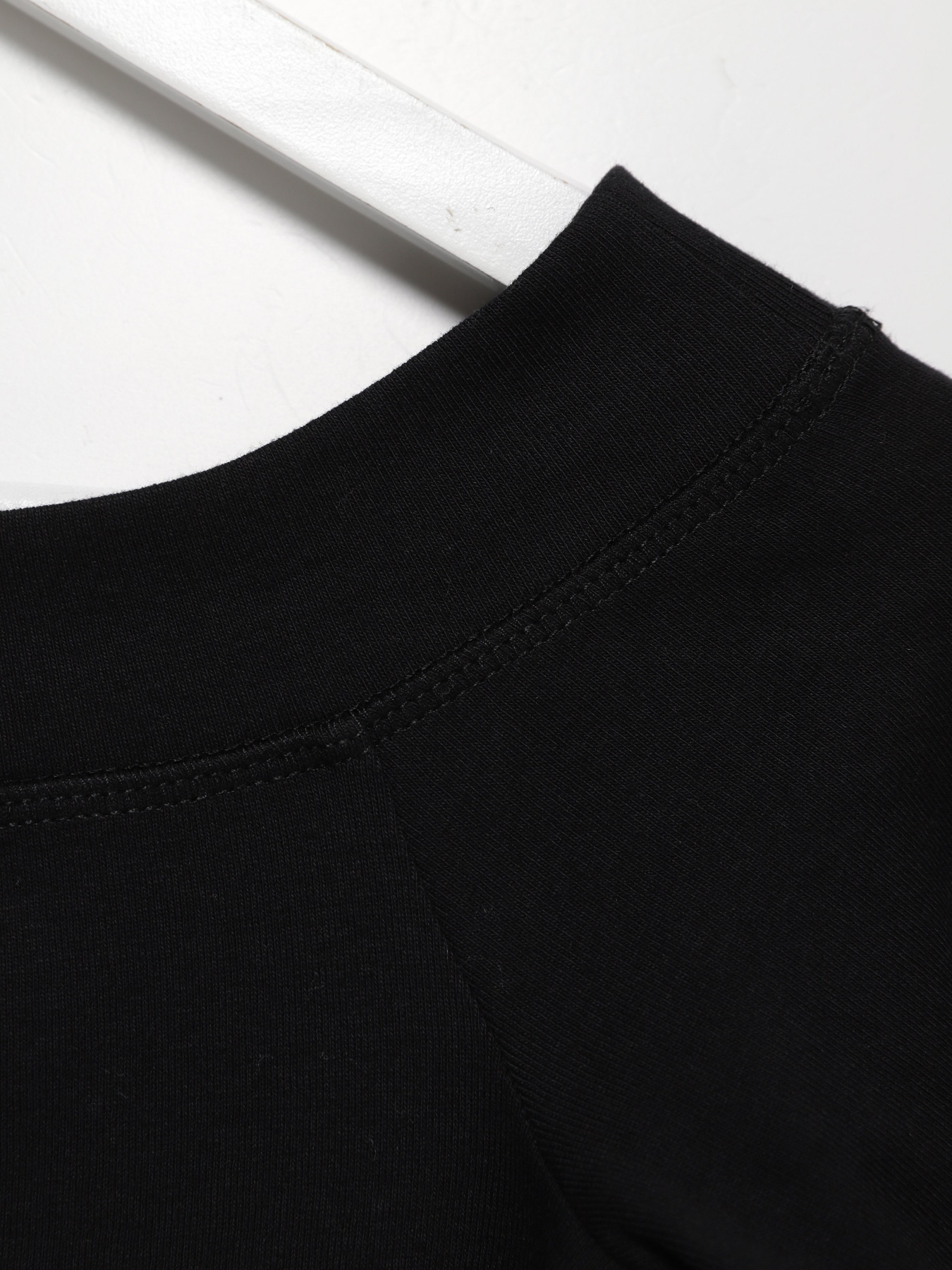 Лонгслив H&M модель 0633965_чорний Фото