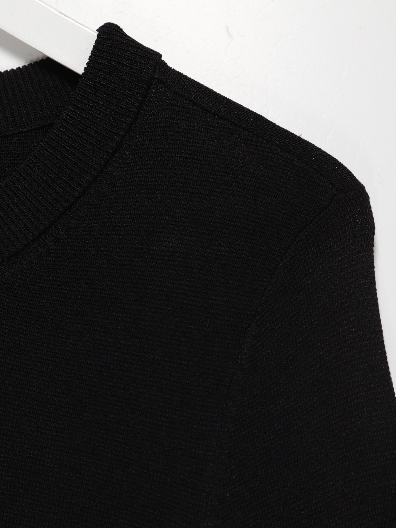 Джемпер H&M модель 0659302_чорний Фото