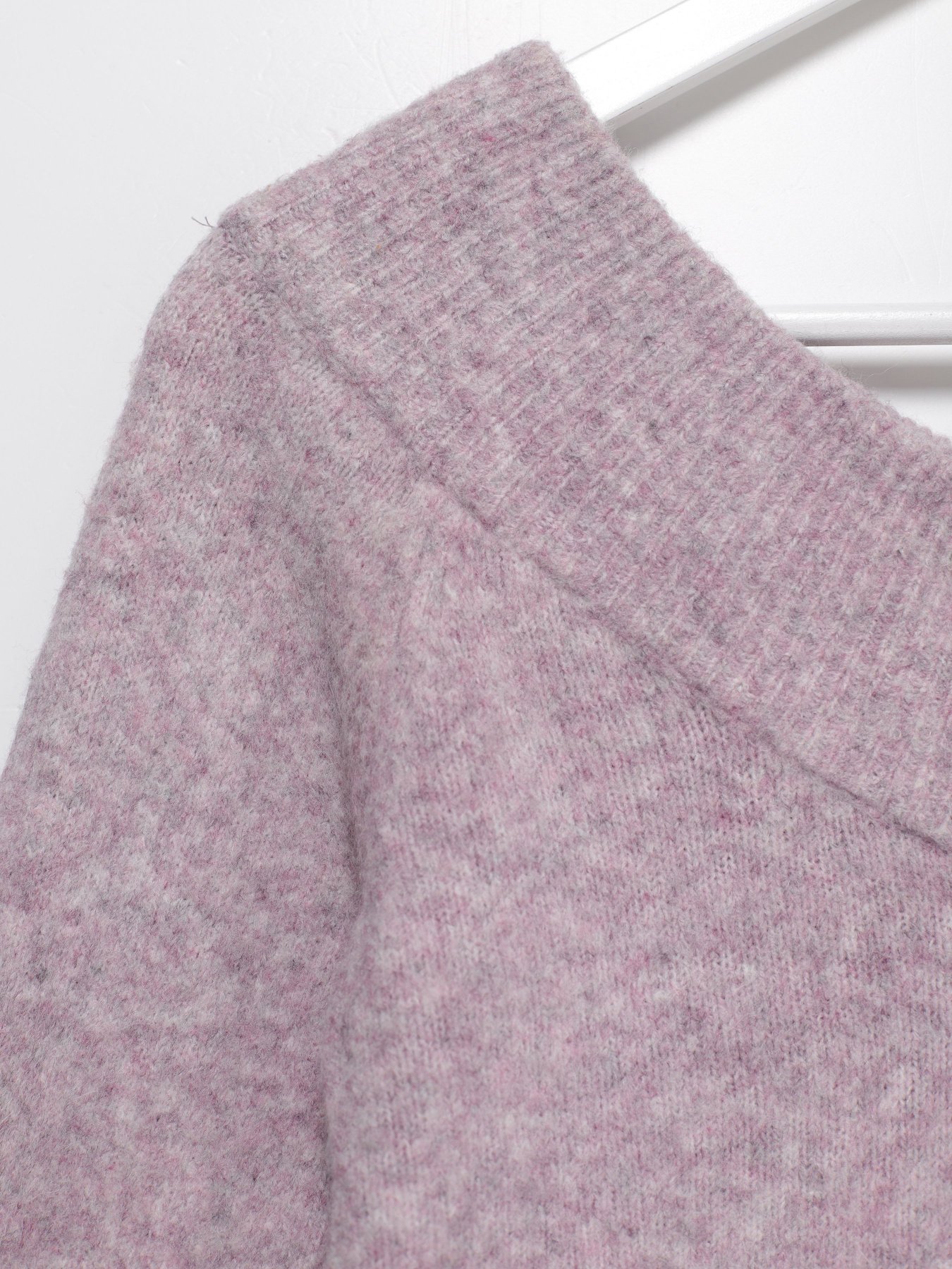 Джемпер H&M модель 0714826_бузковий комб. Фото