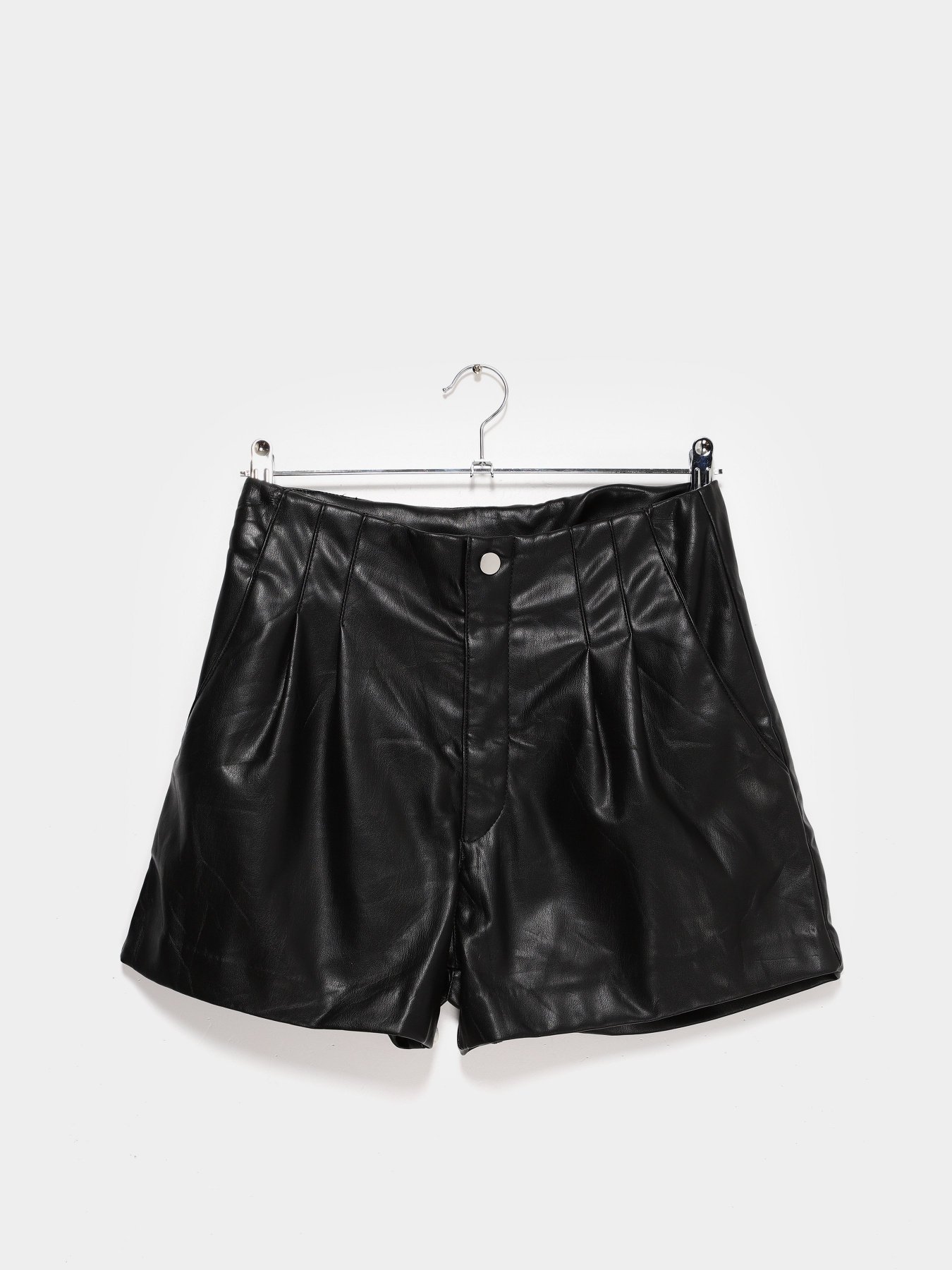 Повсякденні шорти H&M модель 0904844_чорний Фото