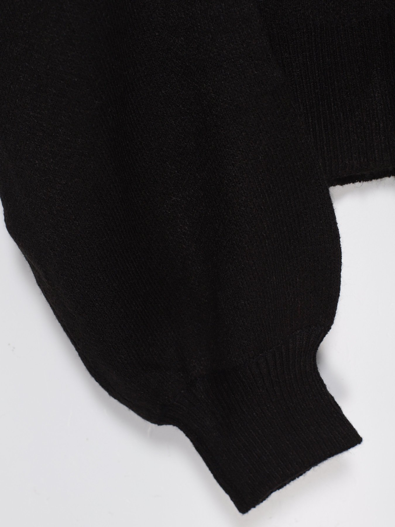 Джемпер H&M модель 0905852_чорний Джемпер H&M модель 0905852_чорний Фото