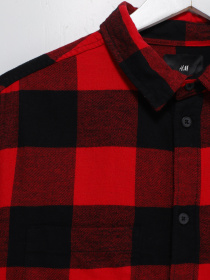 Рубашка H&M модель 0908891_червоний комб. Фото