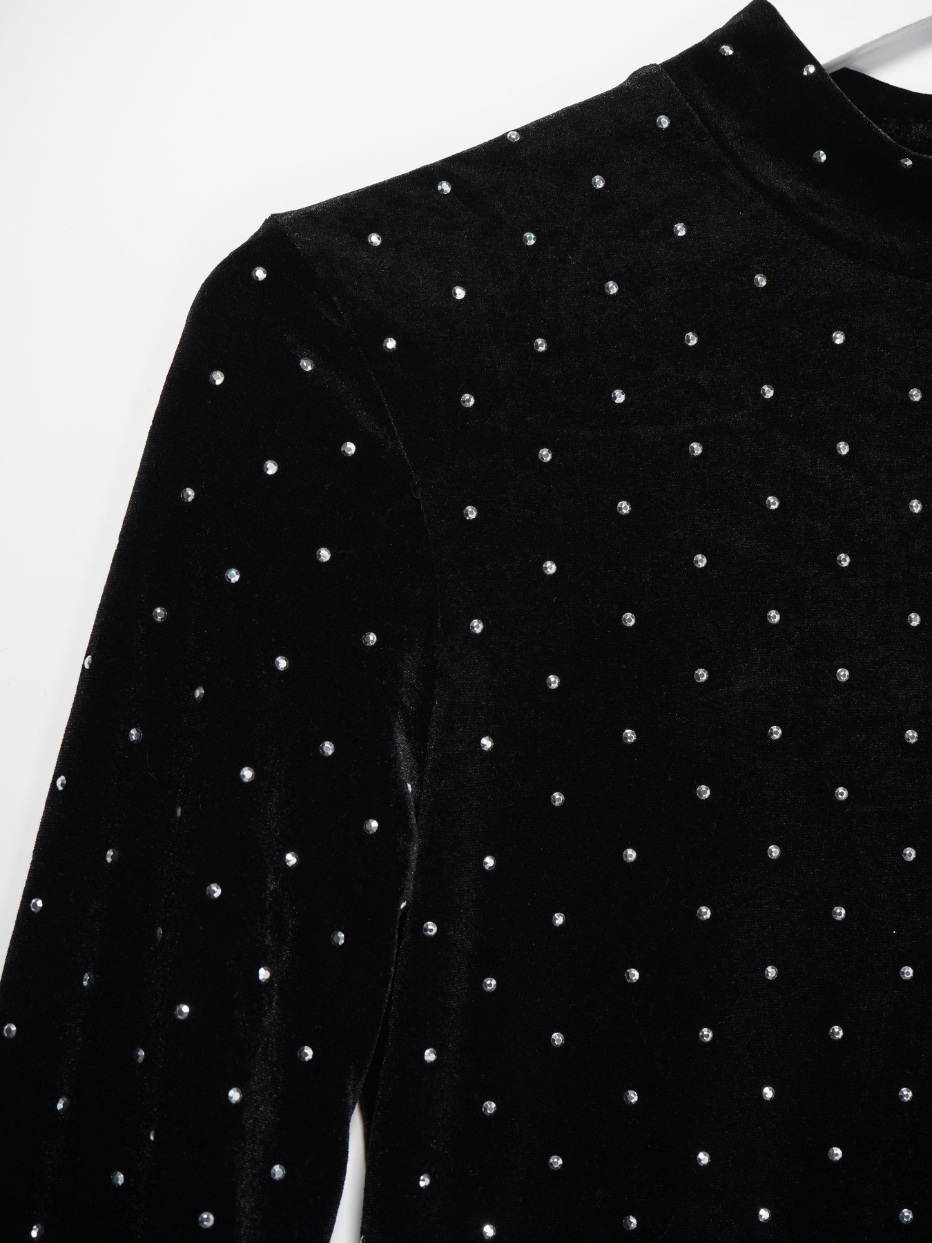 Платье мини H&M модель 09200732_чорний комб. Фото