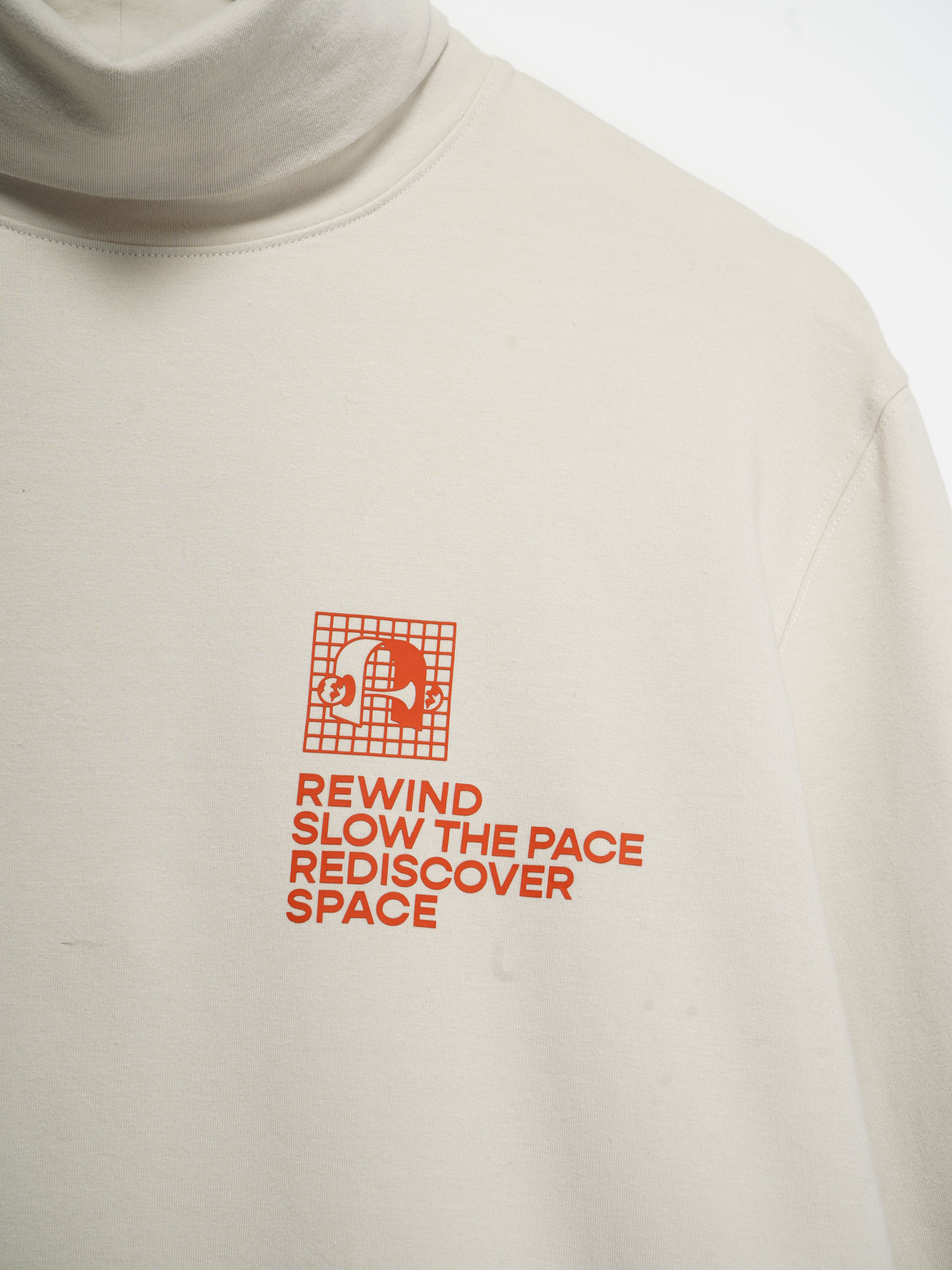 Водолазка H&M модель 0922081_молочний Фото