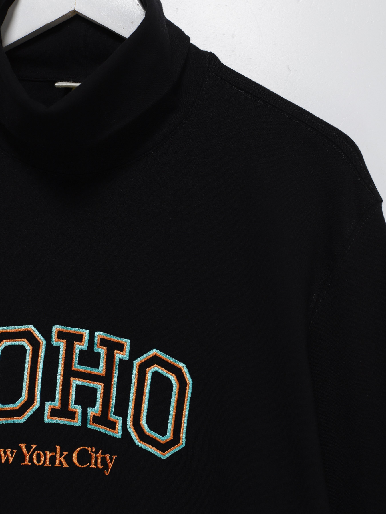 Гольф H&M модель 0922081_чорний Фото