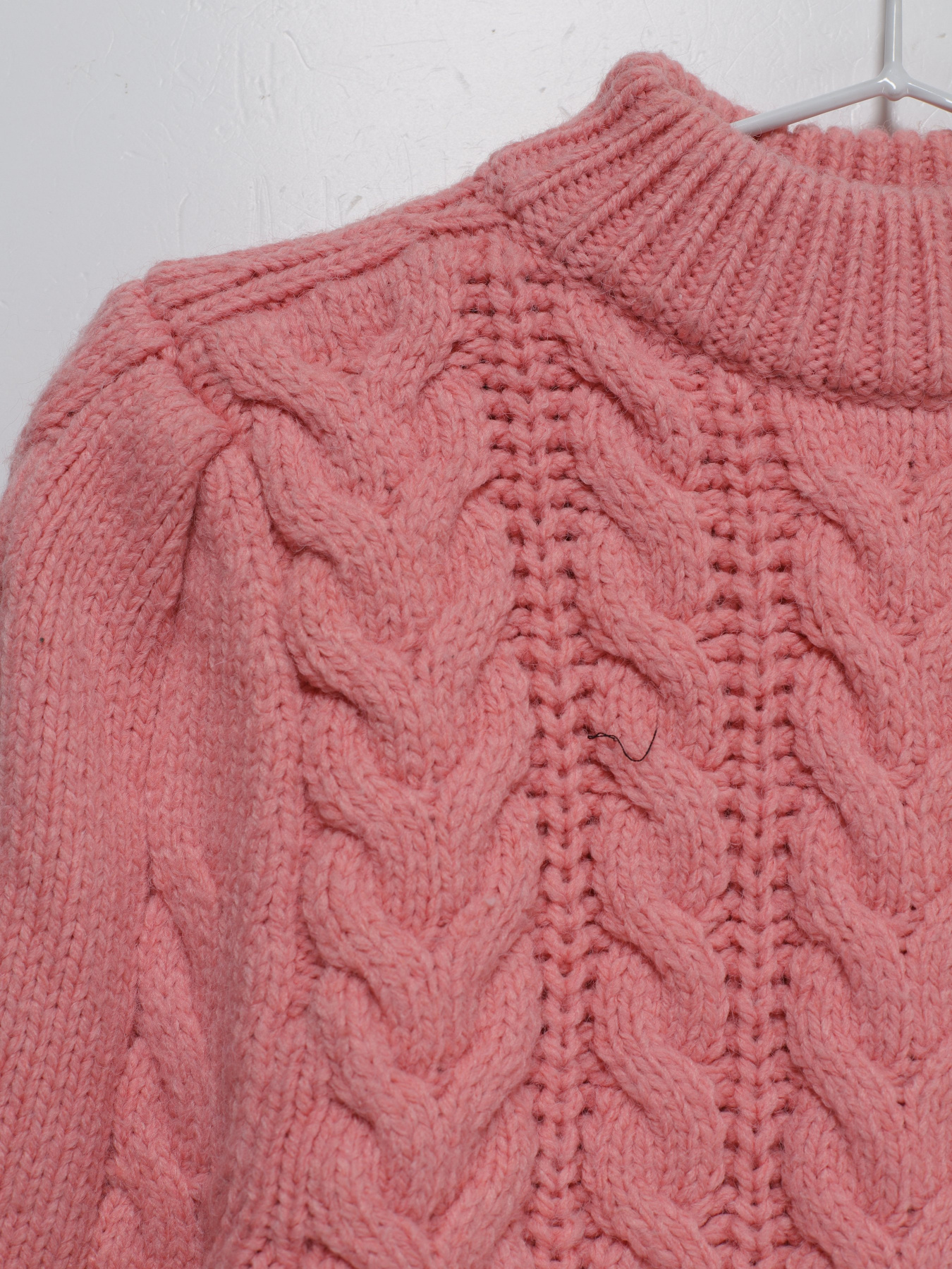 Свитер H&M модель 0929660_рожевий Фото