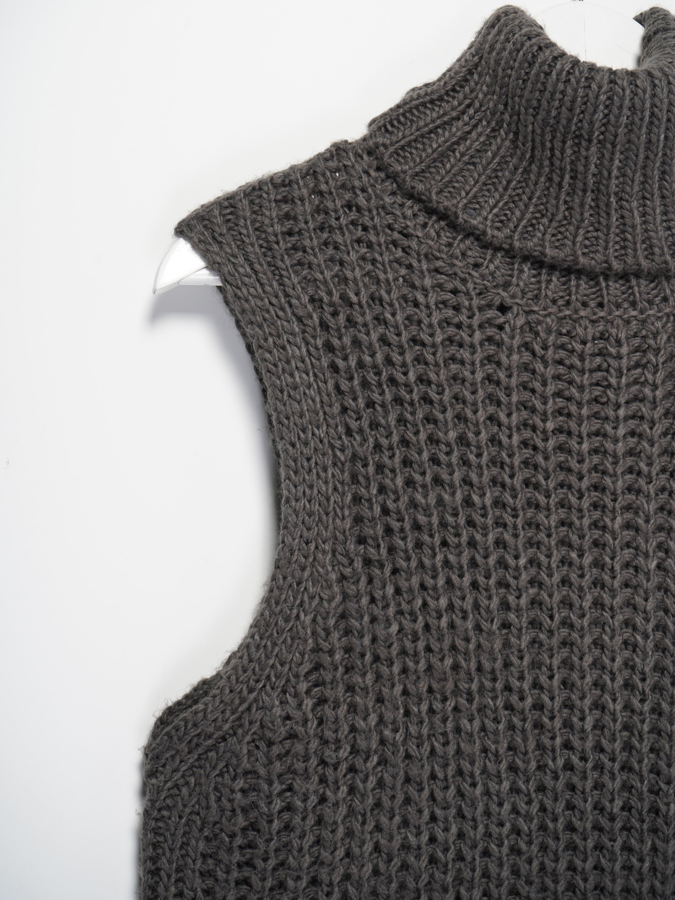 Жилет H&M модель 0931324_т.сірий Жилет H&M модель 0931324_т.сірий Фото