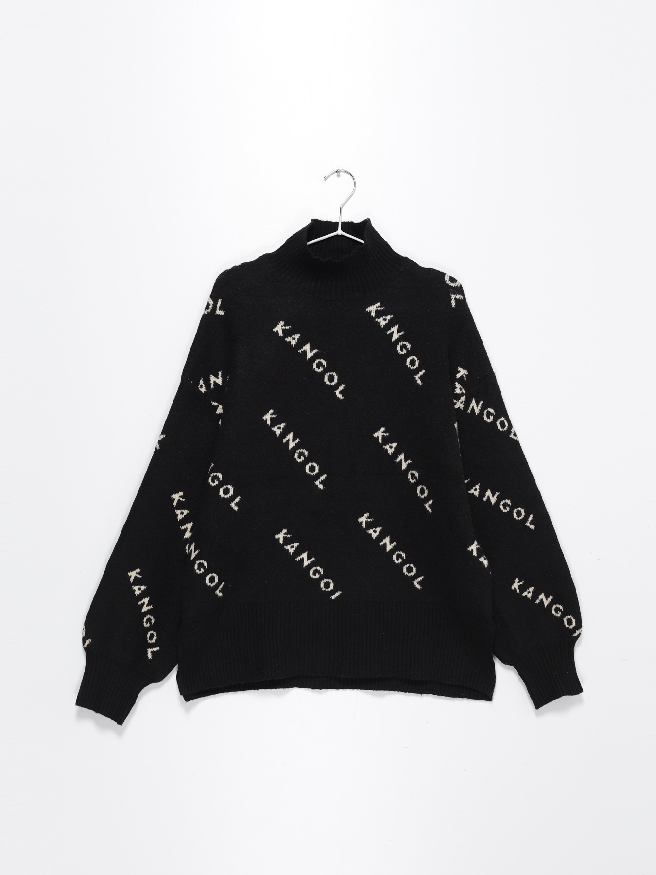 Свитер H&M модель 0934793_чорний з білим Свитер H&M модель 0934793_чорний з білим Фото