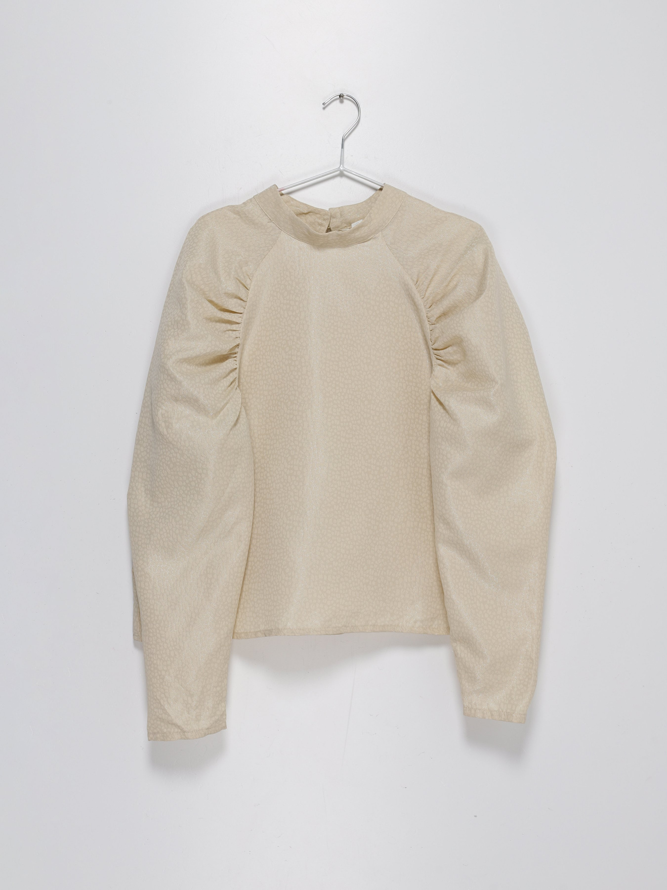 Блуза H&M модель 0942643_молочний Фото