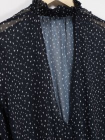 Блуза H&M модель 0237710_т.синій комб. Фото