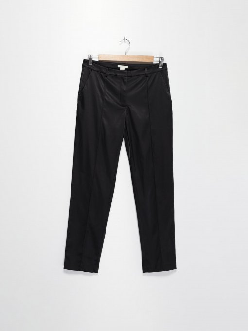 Брюки повседневные H&M модель 0323232_чорний Фото